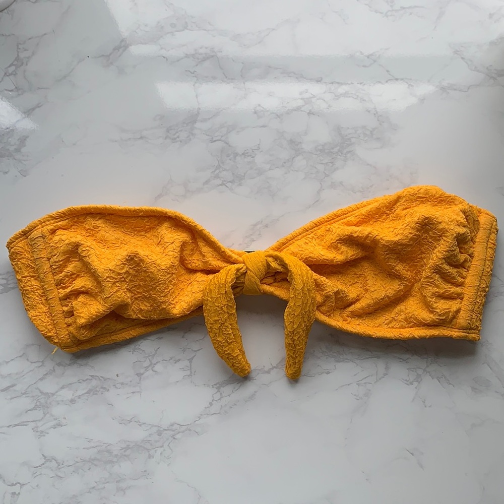 TIE FRONT BANDEAU BIKINI TOP